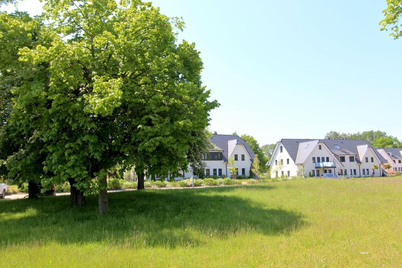 Strandnahe Fewo Mit Balkon, Gratis Nutzung Vom Ahoi Erlebnisbad Und Sauna In Sellin - Rex Rugia Fewo 13-5 Lobbe Exterior photo